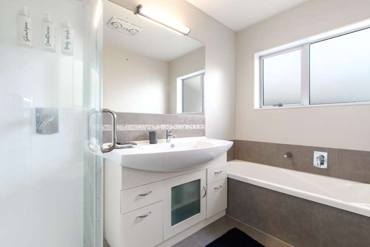 17 Scoria Close Pyes Pa_12