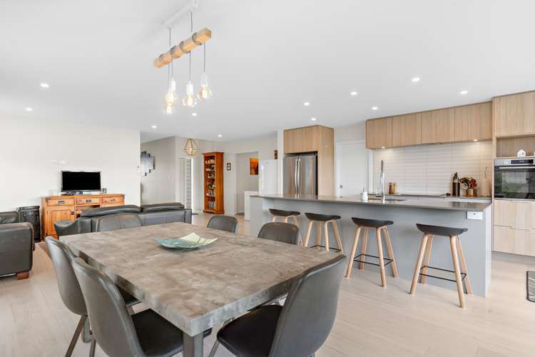 8 Tuatahi Avenue Solway_9