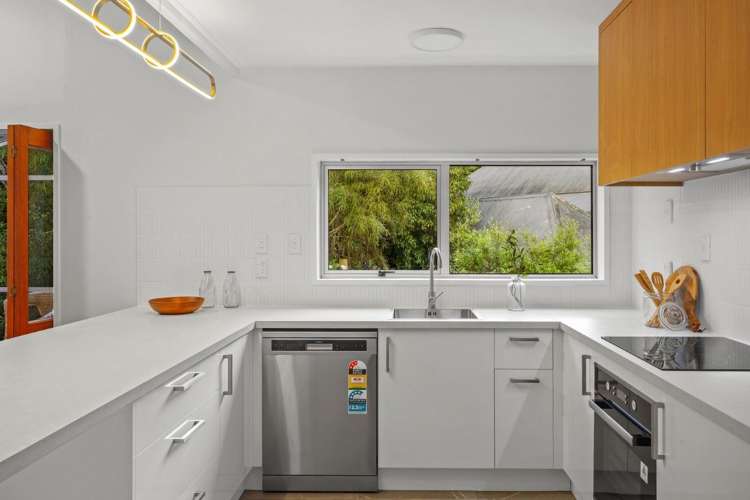 5 Holmcroft Court Cracroft_10