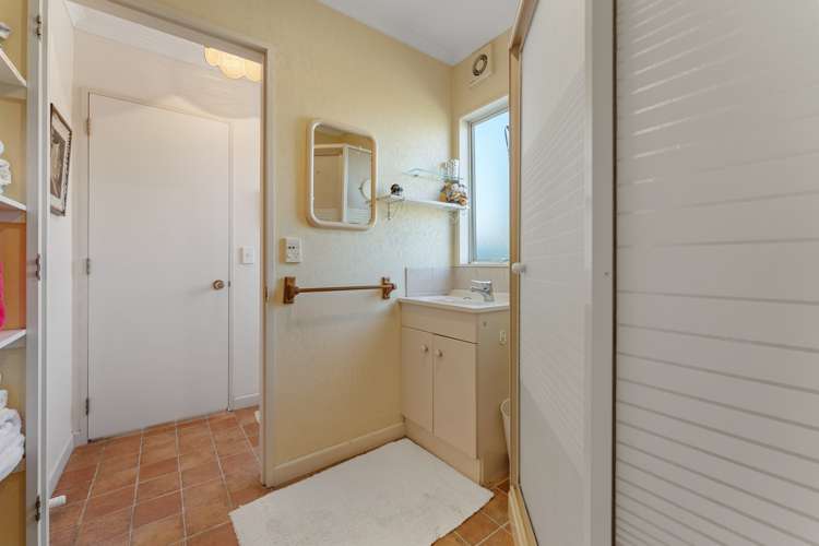 4 Karina Terrace Roslyn_13