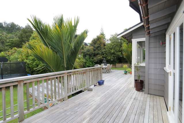 25 York Road Titirangi_1