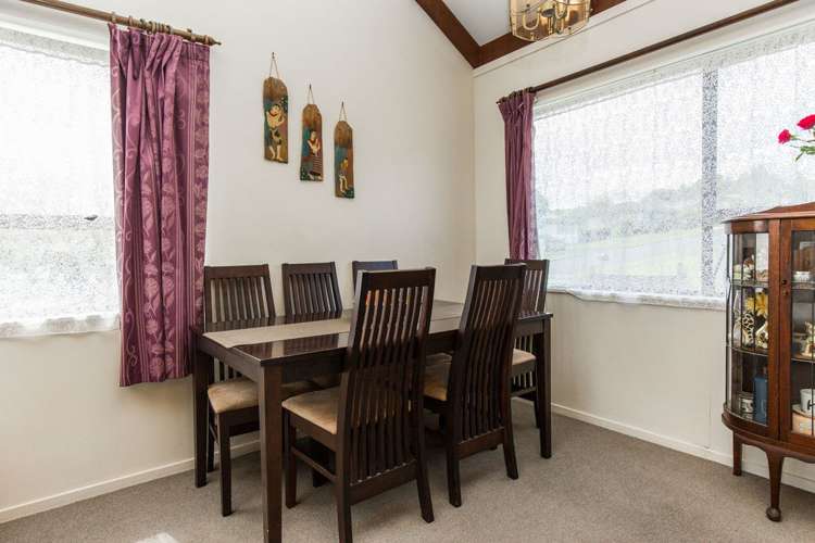 17 Banyan Drive Totara Heights_8