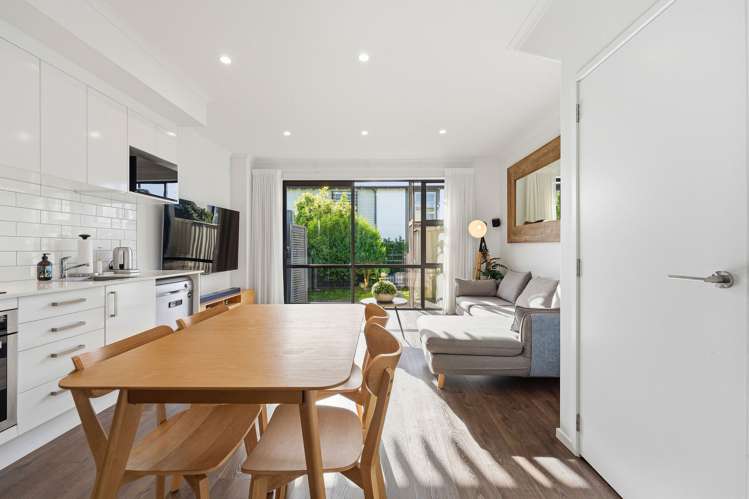 46 Sidney Wallingford Way Hobsonville_9