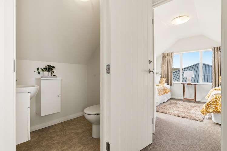 8B Reid Avenue Mosgiel_17