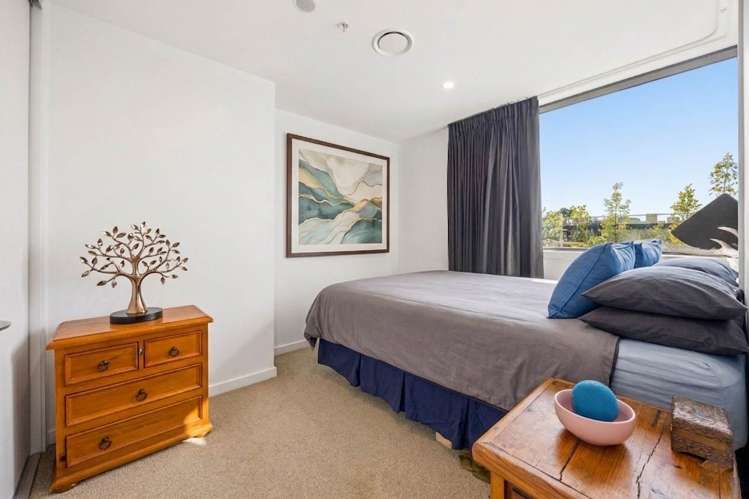 204/8 Waikumete Road Glen Eden_8