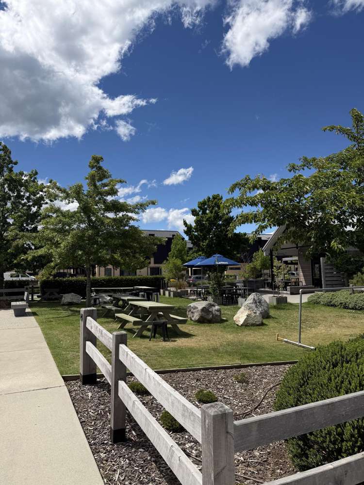 Unit 5, 64 Mount Linton Avenue Wanaka_5