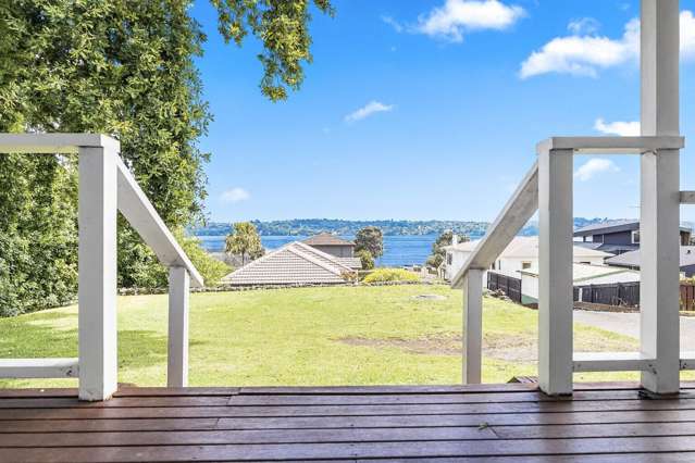 2/42 Kiwi Esplanade Mangere Bridge_2