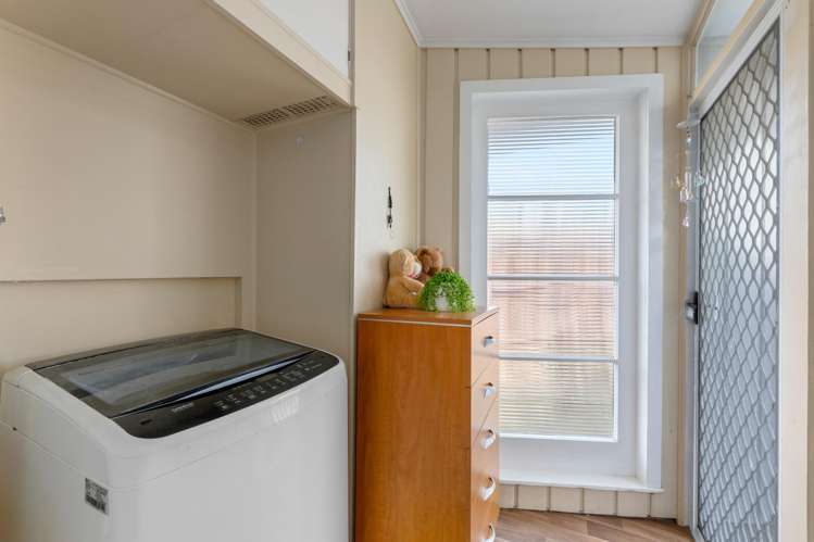 198 Maxwell Road Redwoodtown_12