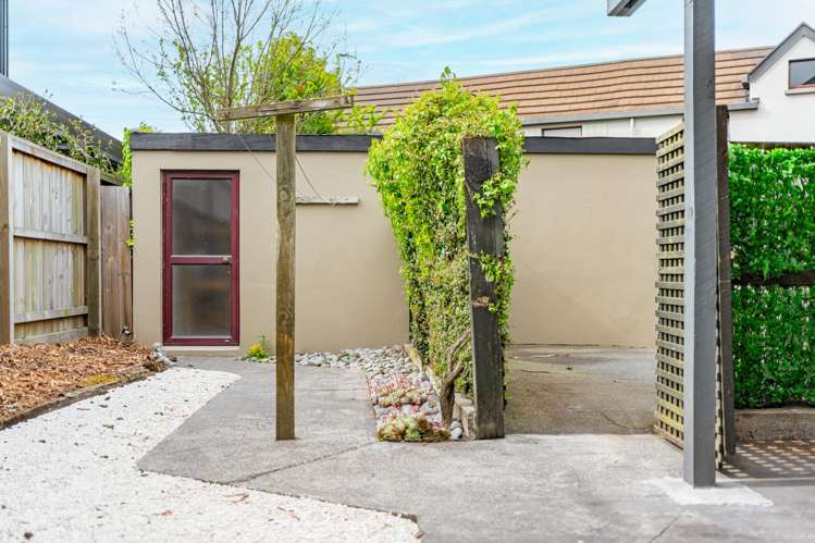 4/16 Derby Street Saint Albans_33