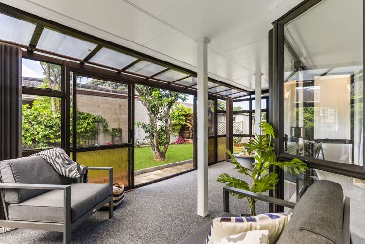 2/32 Campbell Road Onehunga_6