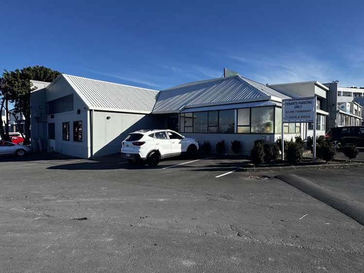 1/41-53 View Road Wairau Valley_8