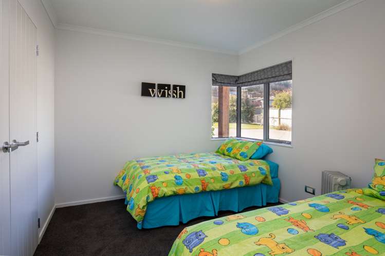6 Holdom Place Clyde_10