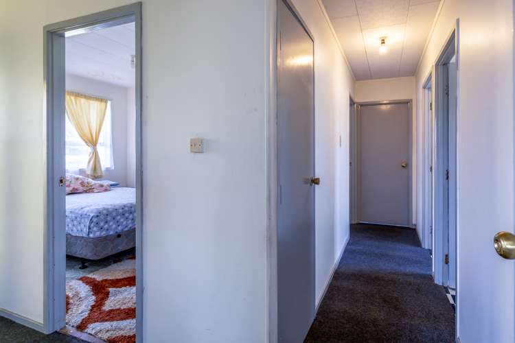 67 Hindmarsh Street Henderson_16