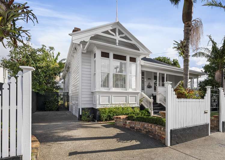 20 Bellwood Avenue_0
