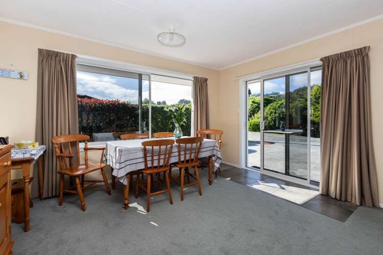 120 Coulson Road Paroa_7