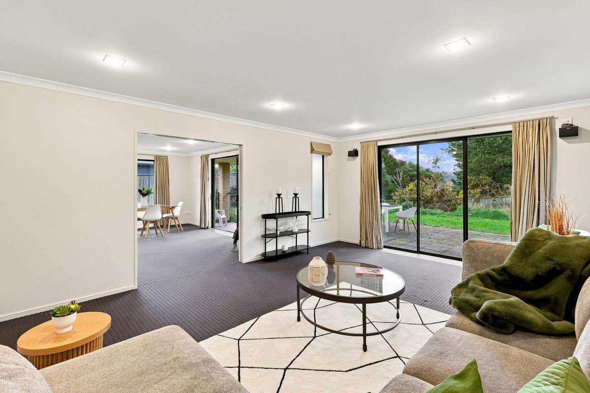 8 St Clair Close_2