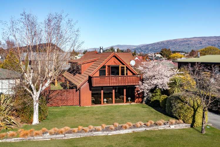 127 Hunter Crescent Wanaka_0