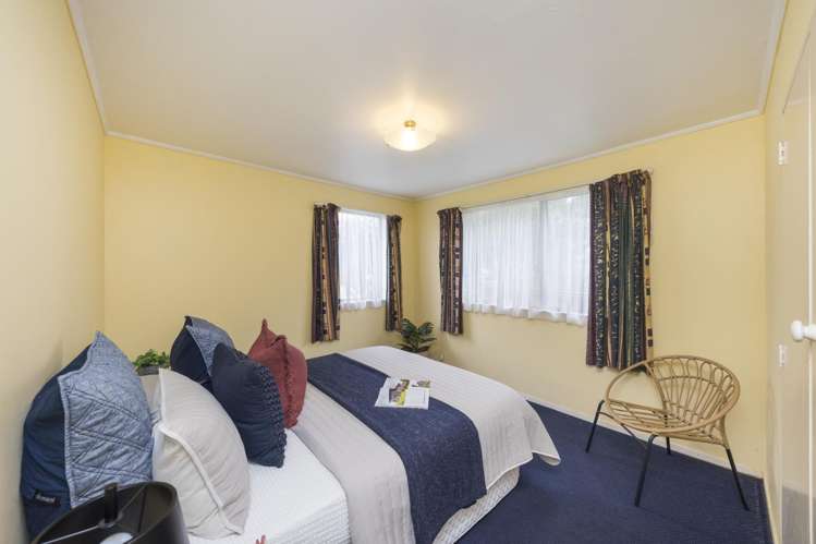 12 Escort Grove Awapuni_8