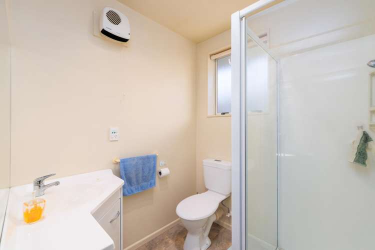 1 Charlotte Lane Woolston_8