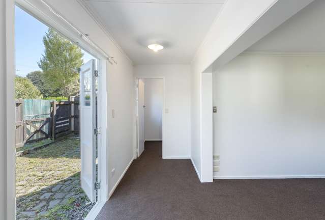 196 High Street North Carterton_4