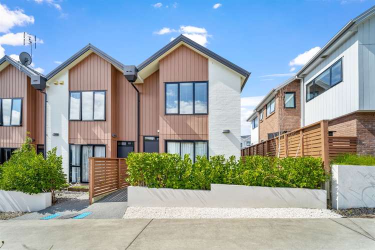 8 Orca Drive Stanmore Bay_13
