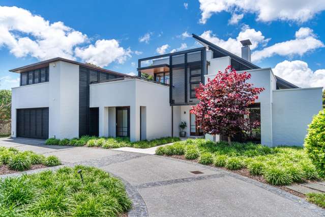 An Award-Winning Architectural Statement of Distinction