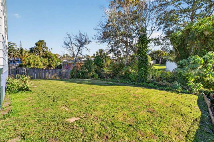 2/35A Woodglen Road Glen Eden_19