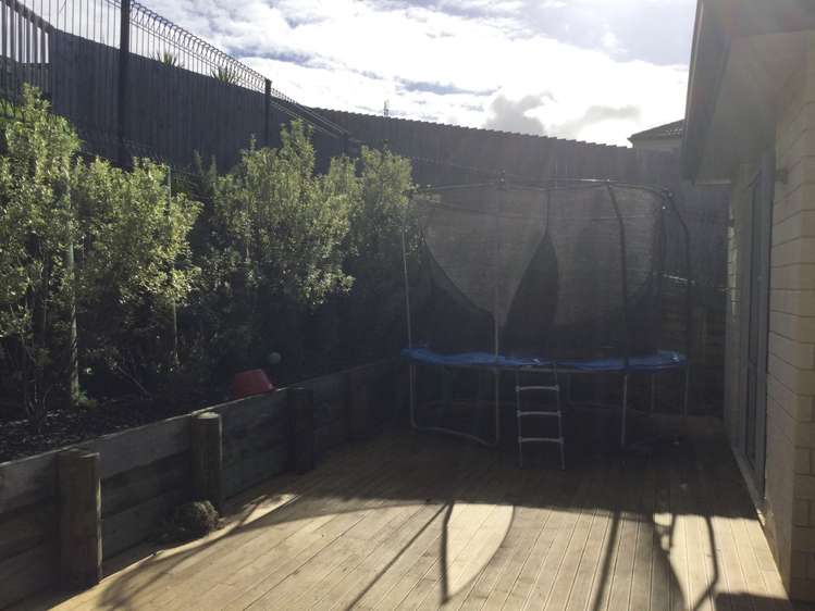 24 Barwick Place Stanmore Bay_9