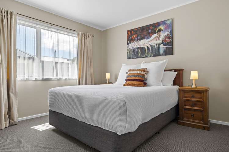 12 Rhoboro Road Twizel_11