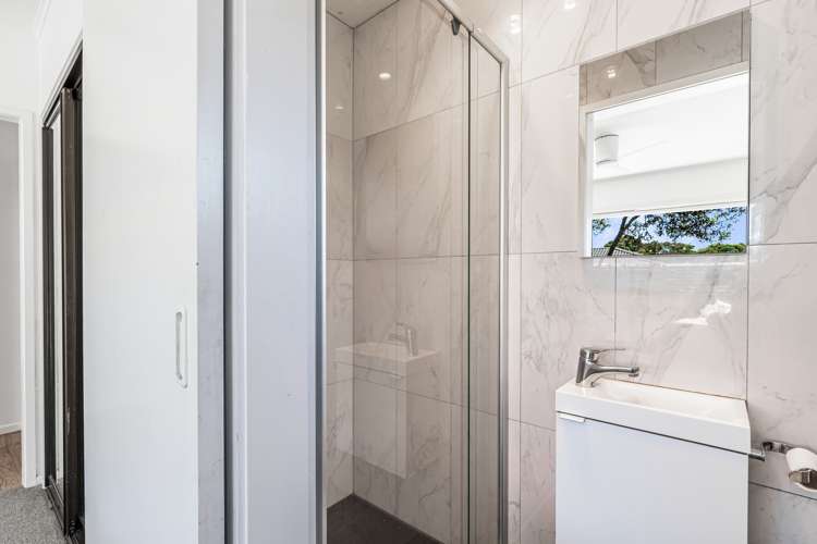 63 Stottholm Road Titirangi_15