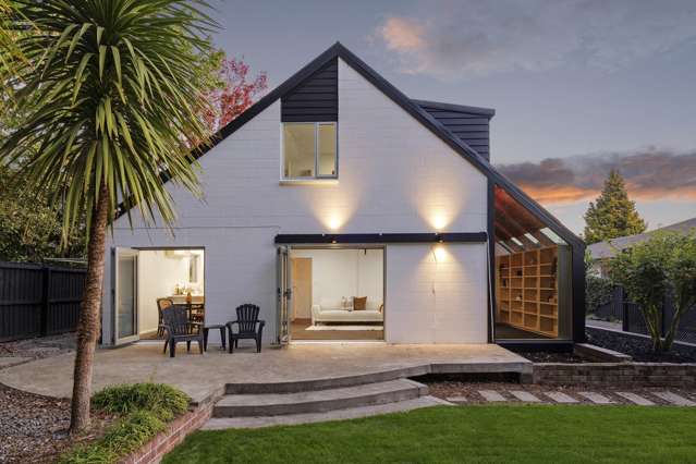 11A Holmcroft Court Cracroft_1