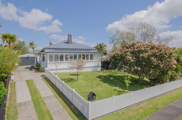 7 Miltonia Avenue Te Atatu South_1