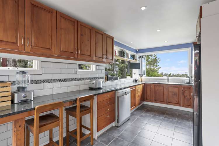 36 Caton Road Waitakere_12