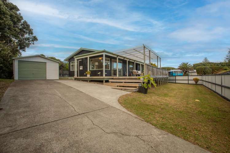 38 Freyberg Crescent Waikanae Beach_6