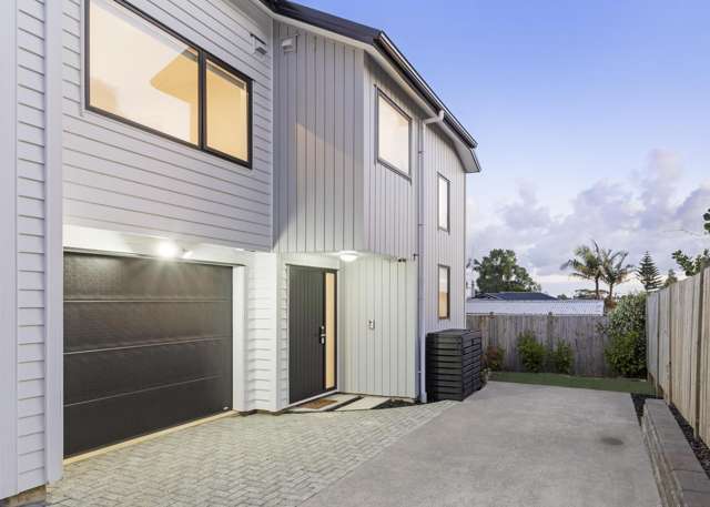 Freehold Modern Home in Mount Wellington