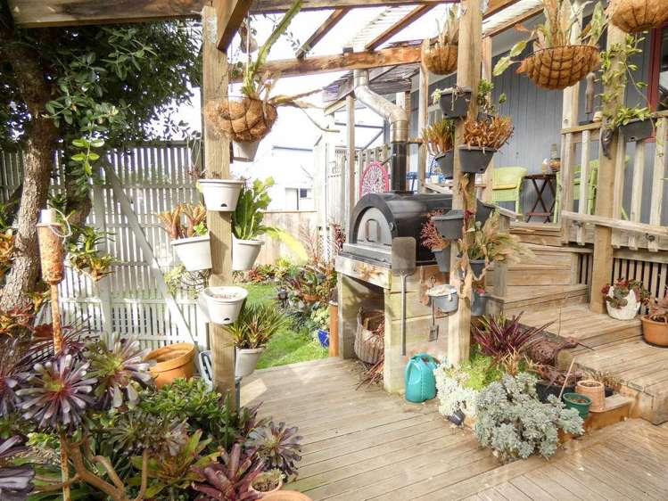 5 Te Whena Street Otaki Beach_17