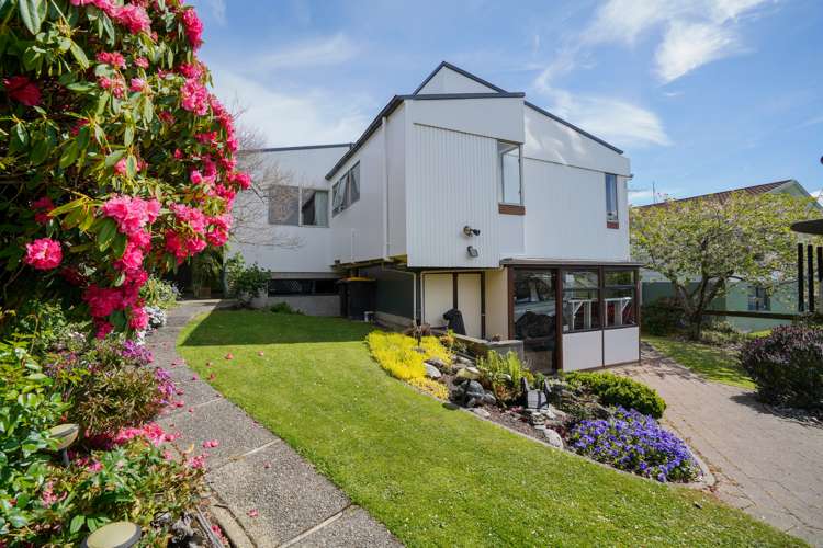 52 Orwell Crescent Newfield_34