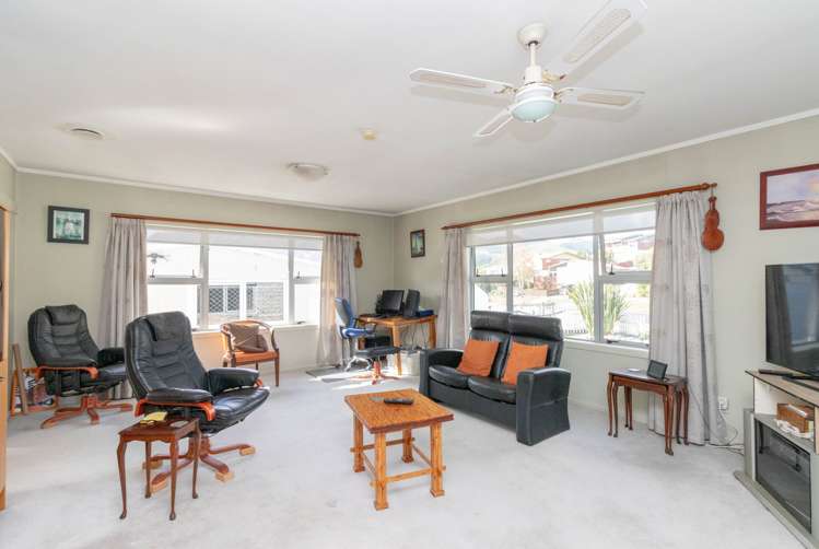 49 Norwood Road Paeroa_7