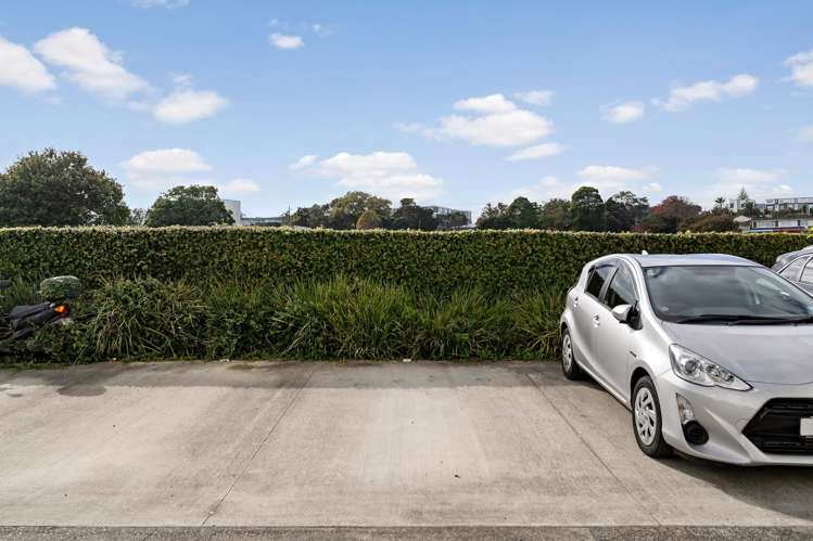 G02/26B Racecourse Parade Avondale_13