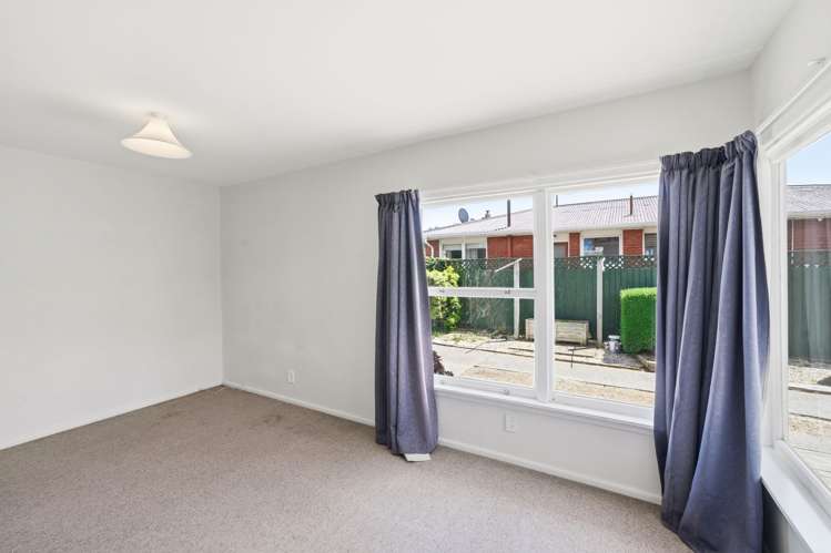 15 Wychwood Crescent Bishopdale_21