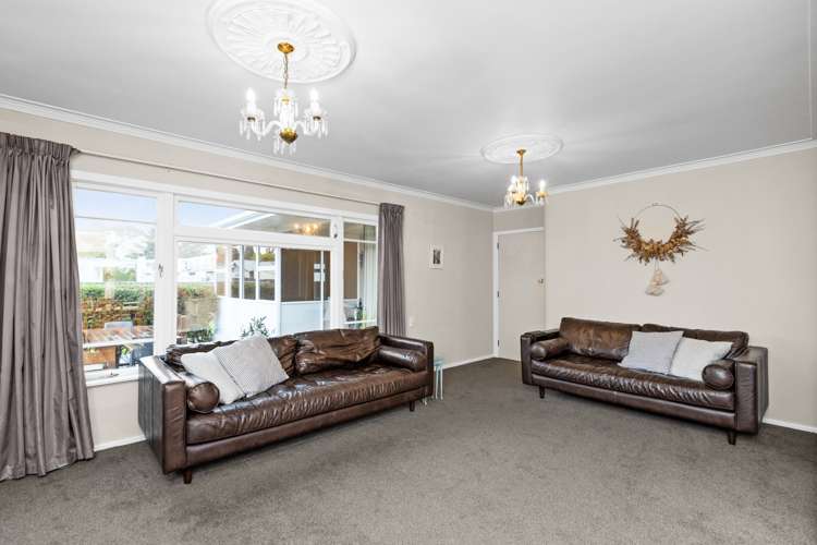 402 Frimley Place Frimley_6