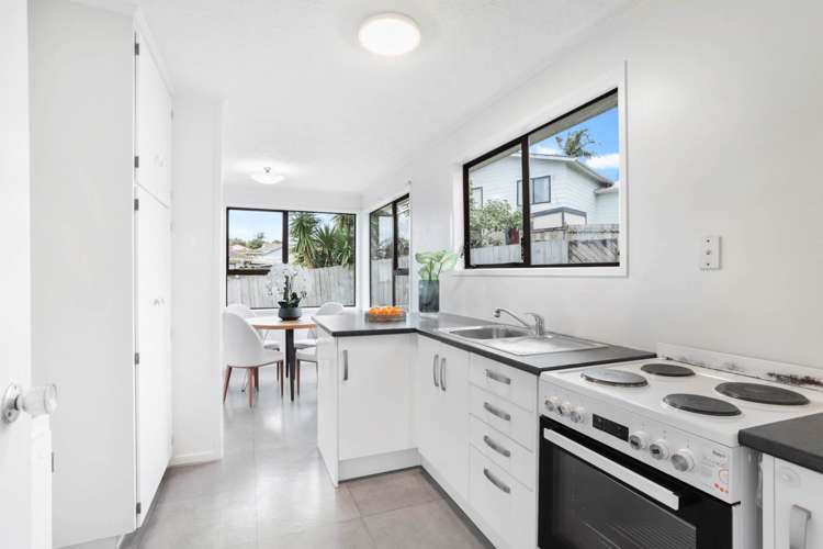 86 Sunvue Road Glen Eden_5