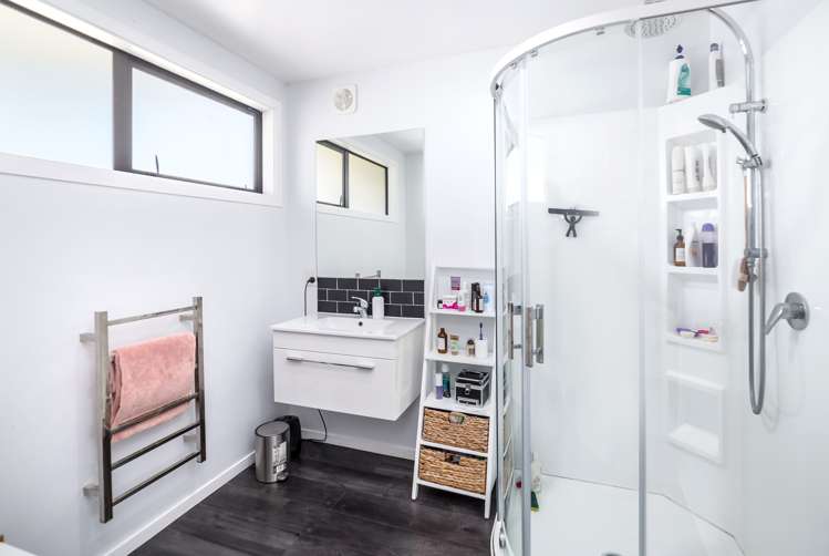 53 Oak Street Masterton_17