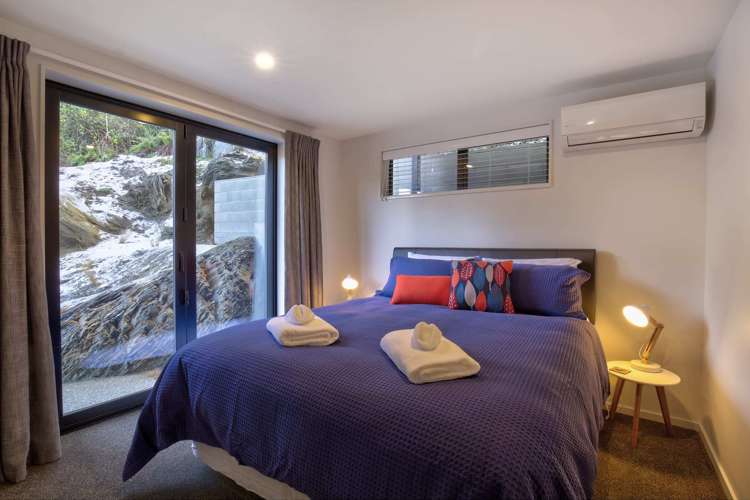 12 Saint Lauras Lane Queenstown_6
