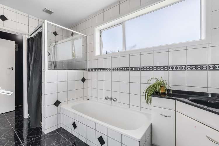 115 High Street Leeston_16