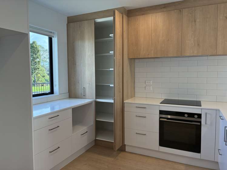 131 WAITUARUA DRIVE "Waiata Shores" Takanini_3