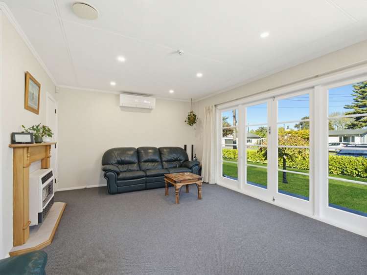 43 Norfolk Crescent Feilding_5