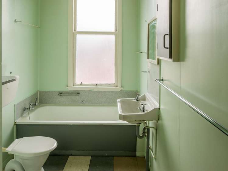 182 Hanson Street Newtown_10