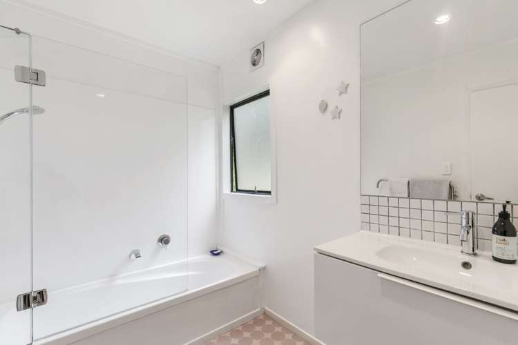 1/70 Gardner Avenue New Lynn_15