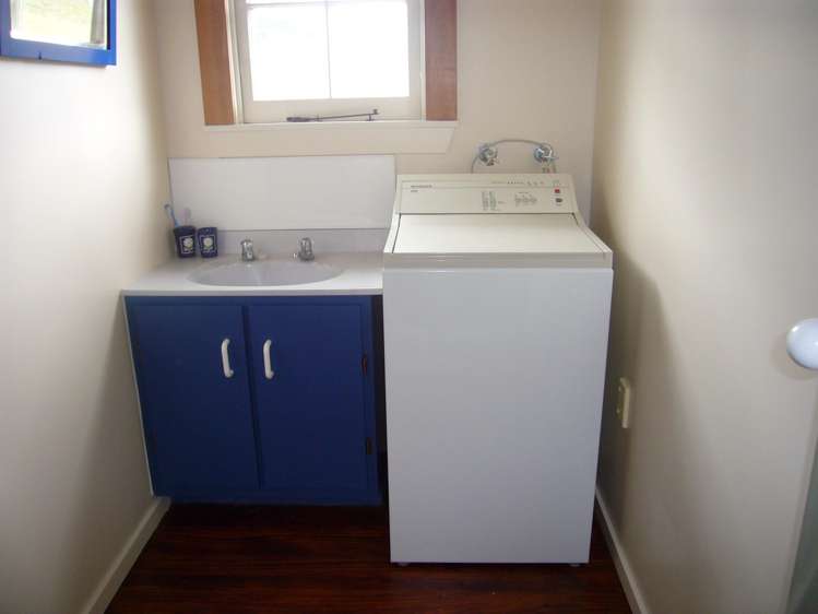 86 Lake Ferry Road Lake Ferry_9